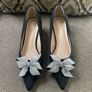 Women’s Comfort EST. 1946 Rhinestone Bow Dress Shoe Heels Size 10 ~ Black/Silver